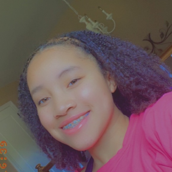 Meet your Posher, Jade - Picture 1 of 1